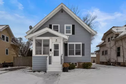 341 Wilson Ave, Waukesha, WI 53186