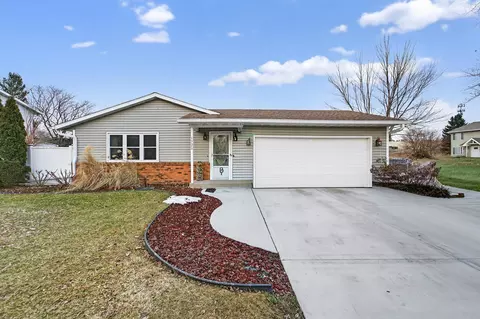 1725 Jackson St, Stoughton, WI 53589