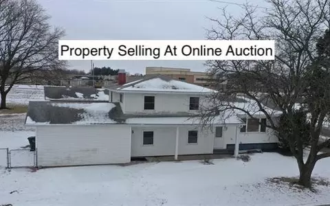 800 E Taylor St, Prairie Du Chien, WI 53821