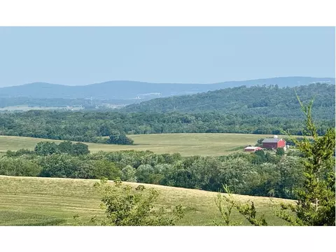 n2349 Wibu Road, Poynette, WI 53955