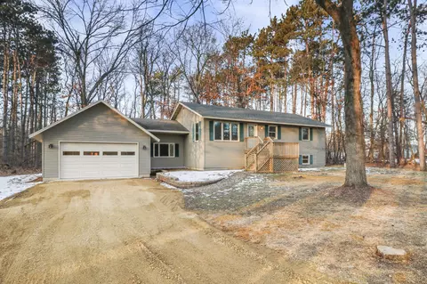 w820 Lakeview Circle, Brodhead, WI 53520
