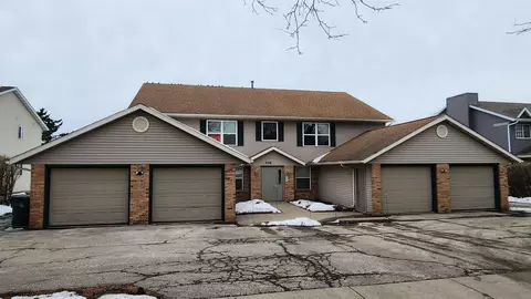 934 Jana Ln, Madison, WI 53704