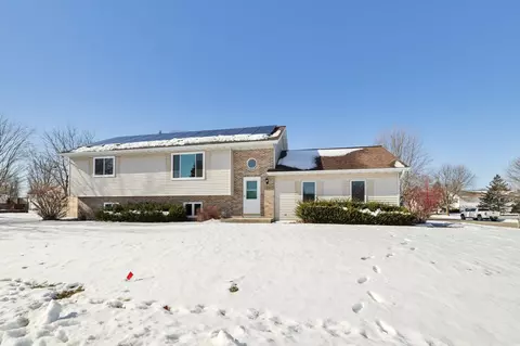 888 N Thompson Rd, Sun Prairie, WI 53590