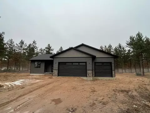 335 Timber Dr, Nekoosa, WI 54457