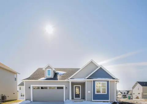2573 Water Lily Cir, Sun Prairie, WI 53590