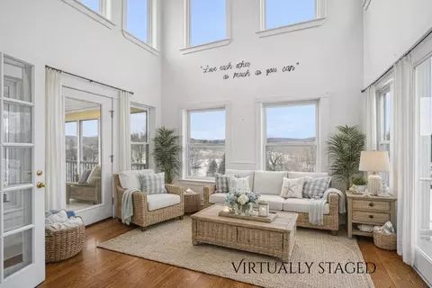 s1135 Rhine Drive, La Valle, WI 53941