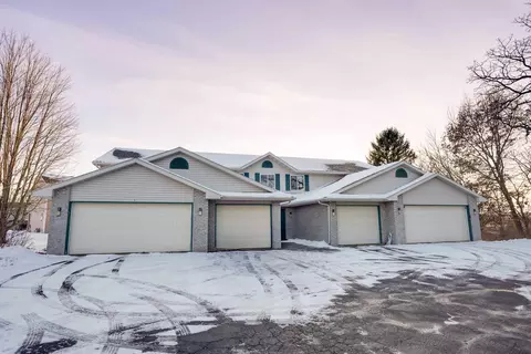 435 Bowlavard Ave #7, Belleville, WI 53508