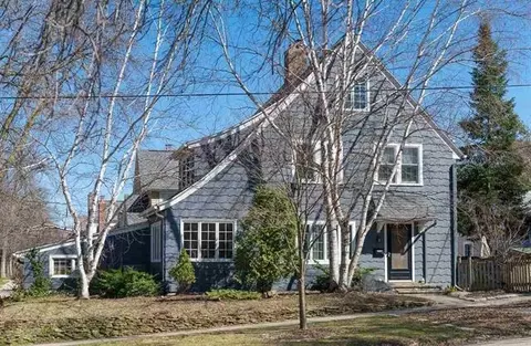 2557 Chamberlain Ave, Madison, WI 53705
