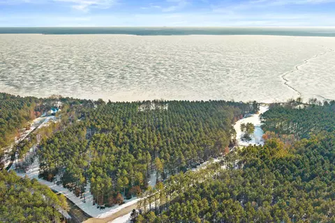 n14538 Longview Point, Nekoosa, WI 54457
