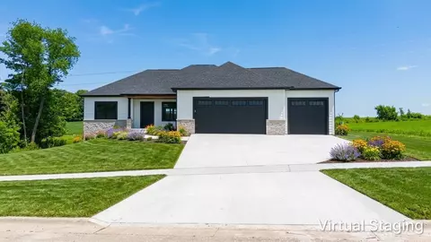 2050 Arbor Ridge Way, Janesville, WI 53548