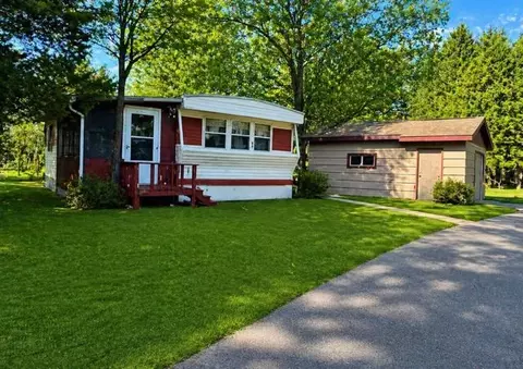 n4974 Brentwood Way, Montello, WI 53949