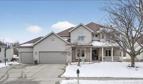 442 Augusta Dr, Madison, WI 53717