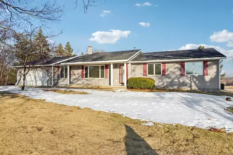1070 Hageman Rd, Belleville, WI 53508