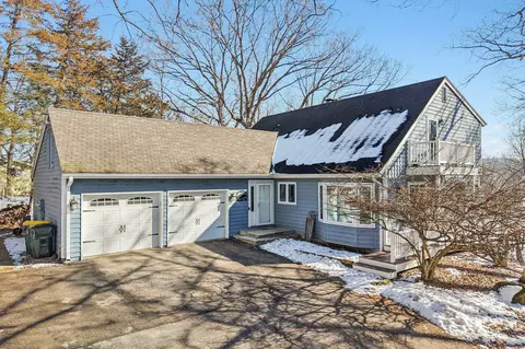 s9044 Timbercrest Trail, Prairie Du Sac, WI 53578