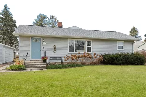 593 Academy Dr, Edgerton, WI 53534
