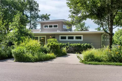 3329 Tally Ho Ln, Madison, WI 53705