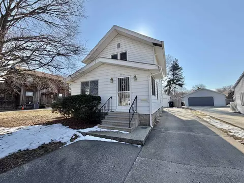 1142 W Jackson St, Beloit, WI 53511