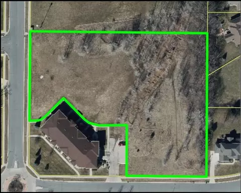 500 Bergamont Blvd, Oregon, WI 53575