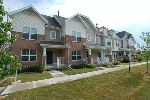 707 Cricket Ln #5, Middleton, WI 53562