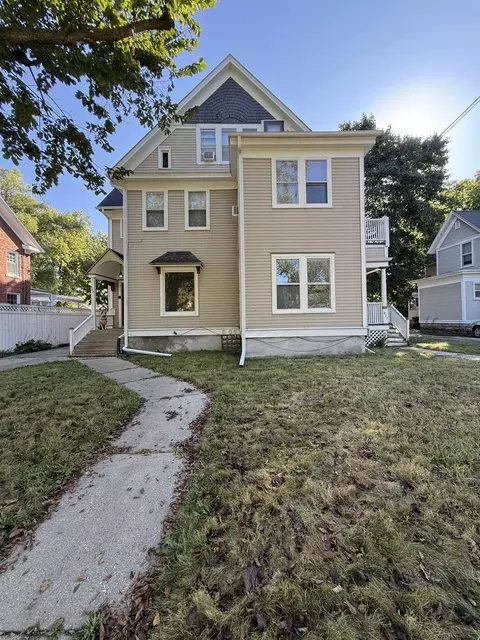 823 Church St, Beloit, WI 53511
