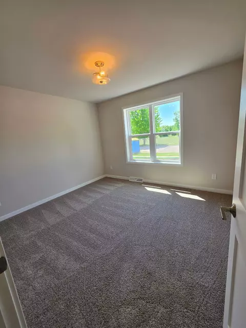 Bedroom - 436 Sandmar Dr, Ripon, WI 54971 photo 4 of 5