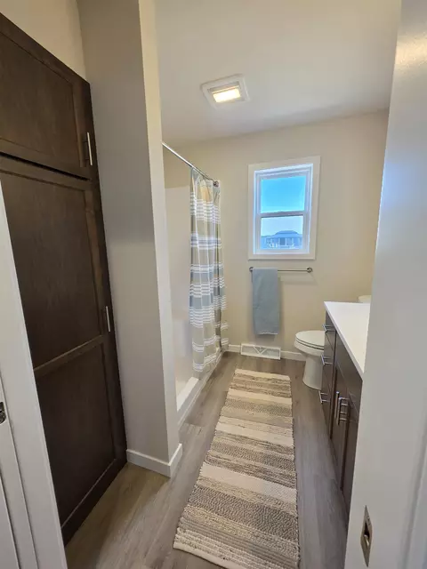 Bath - 436 Sandmar Dr, Ripon, WI 54971 photo 1 of 2