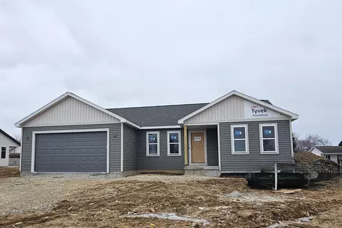 112 Cayuse Ct, Fox Lake, WI 53933