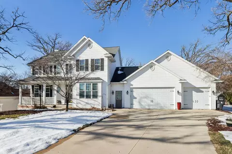 602 Woodhaven Ct, Cambridge, WI 53523