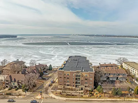 101 Ferchland Pl #105, Monona, WI 53714