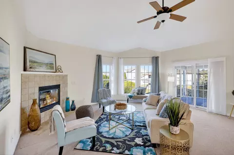 7910 Starr Grass Dr, Madison, WI 53719