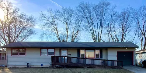 1850 Moore St, Beloit, WI 53511