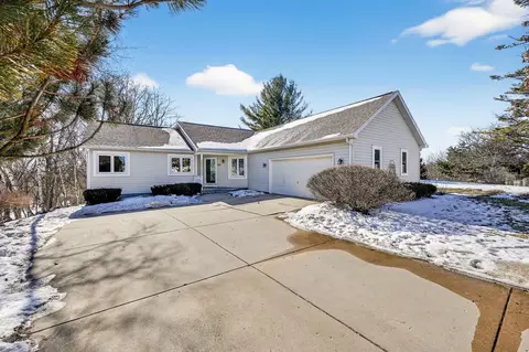 820 Anna Ct, Waterloo, WI 53594