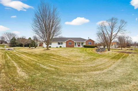 3253 Conservancy Estates Ln, Sun Prairie, WI 53590