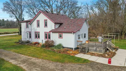 n430 Hopkins Road, Arlington, WI 53911