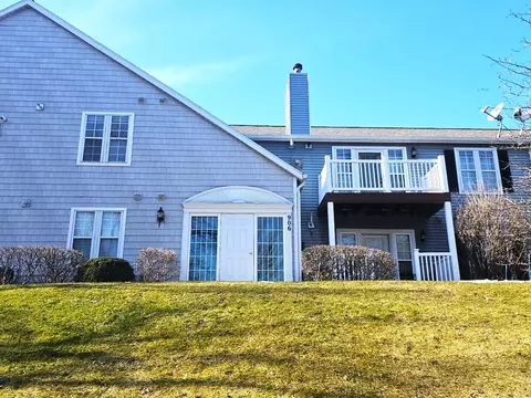 906 Kottke Dr #5, Madison, WI 53719