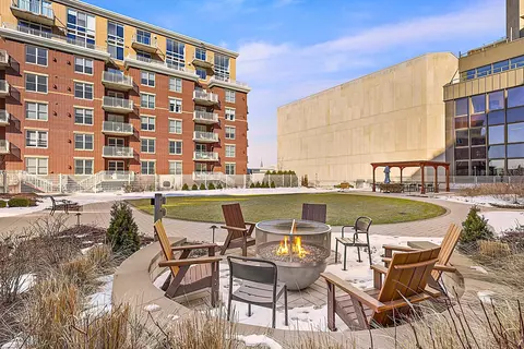 333 W Mifflin St #8100, Madison, WI 53703