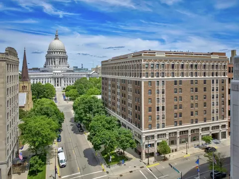 123 W Washington Ave #311, Madison, WI 53703