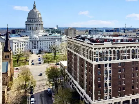 123 W Washington Ave #311, Madison, WI 53703
