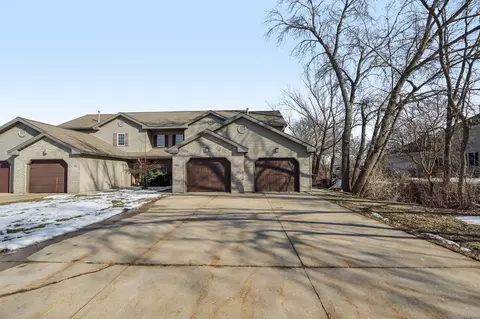 123 Waverly Dr, Cambridge, WI 53523