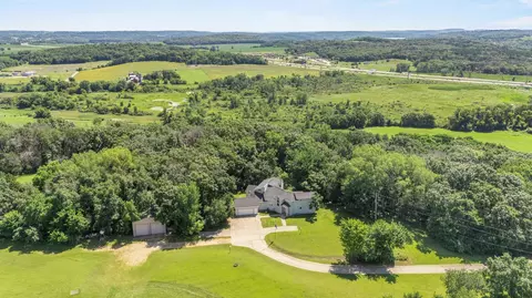 n4636 County Road V, Poynette, WI 53955