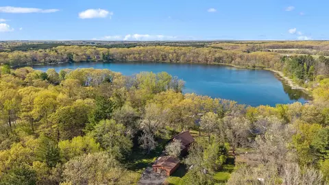 214 S Fern Ln, Oxford, WI 53952