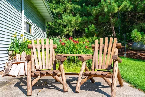 9714 Highway 19, Mazomanie, WI 53560