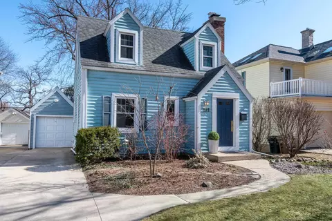 821 Minakwa Dr, Madison, WI 53711