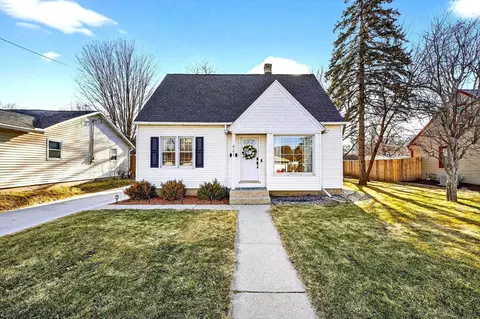 421 N Bristol St, Sun Prairie, WI 53590