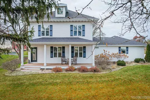 w3907 Exeter Crossing Road, Monticello, WI 53570