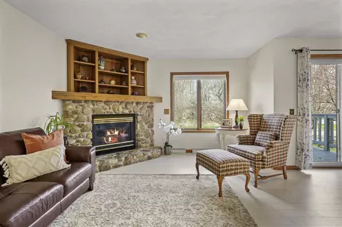 821 N Gammon Rd, Madison, WI 53717