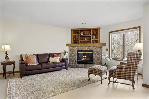 821 N Gammon Rd, Madison, WI 53717