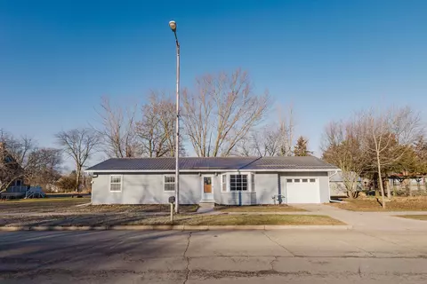 311 S Wisconsin Ave, Muscoda, WI 53573