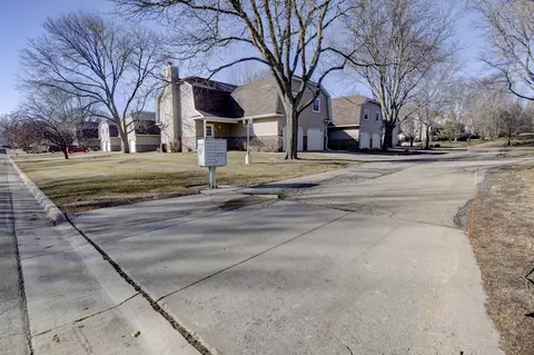 484 Basswood Ave, Verona, WI 53593