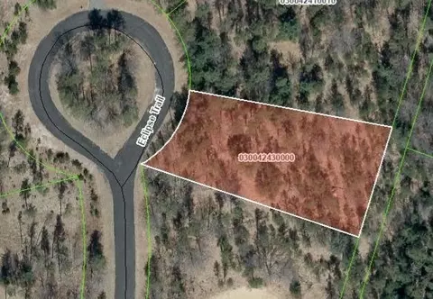 390 Eclipse Trl, Nekoosa, WI 54457